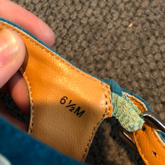 Eric Rutberg Transparent Heels - Picture 7 of 7